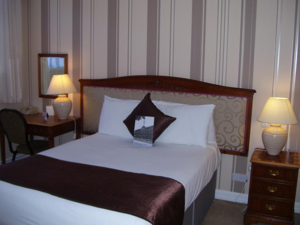 Fownes Hotel Worcester Pokoj fotografie